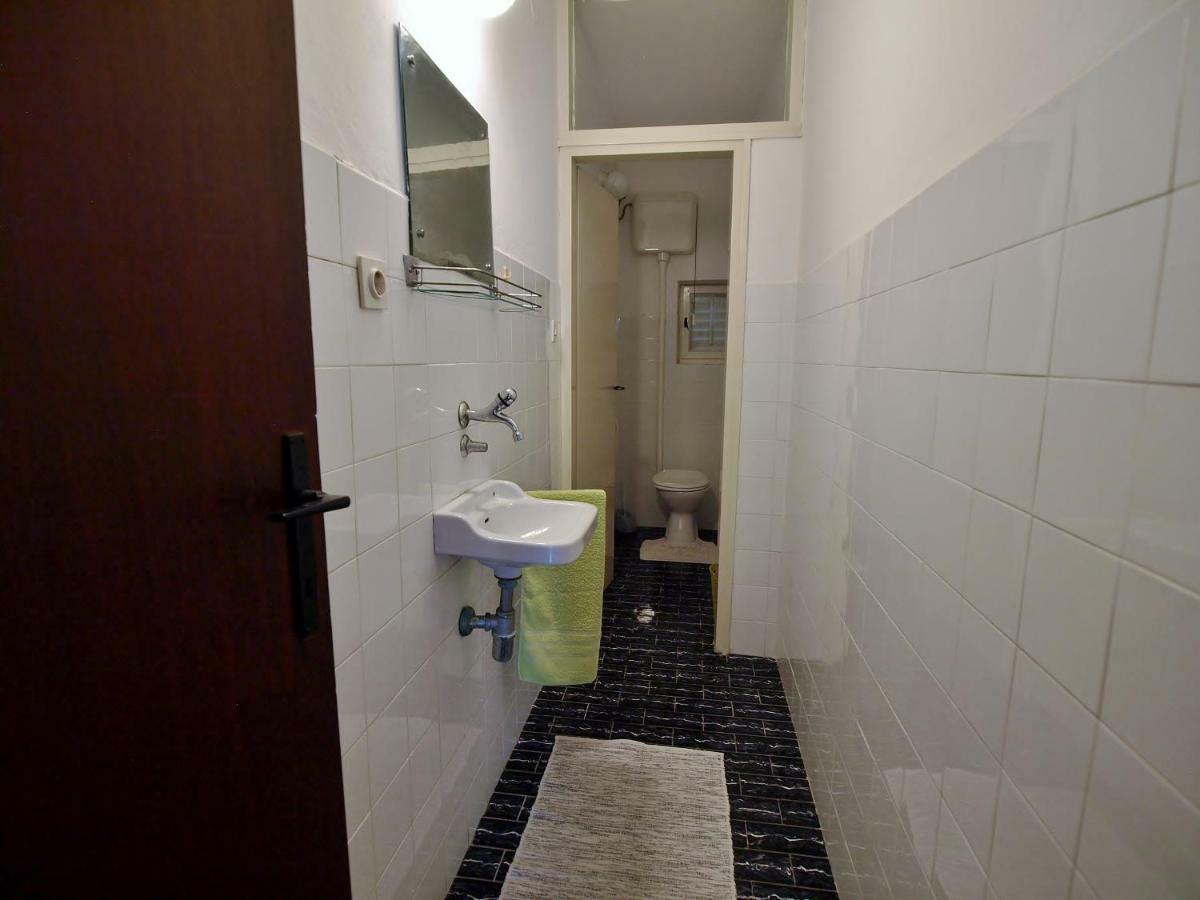 Apartman Balen J. Banjol Luaran gambar